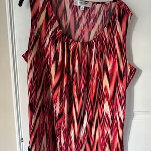 Jones Studio Sleeveless Top - Red and Black Zigzag